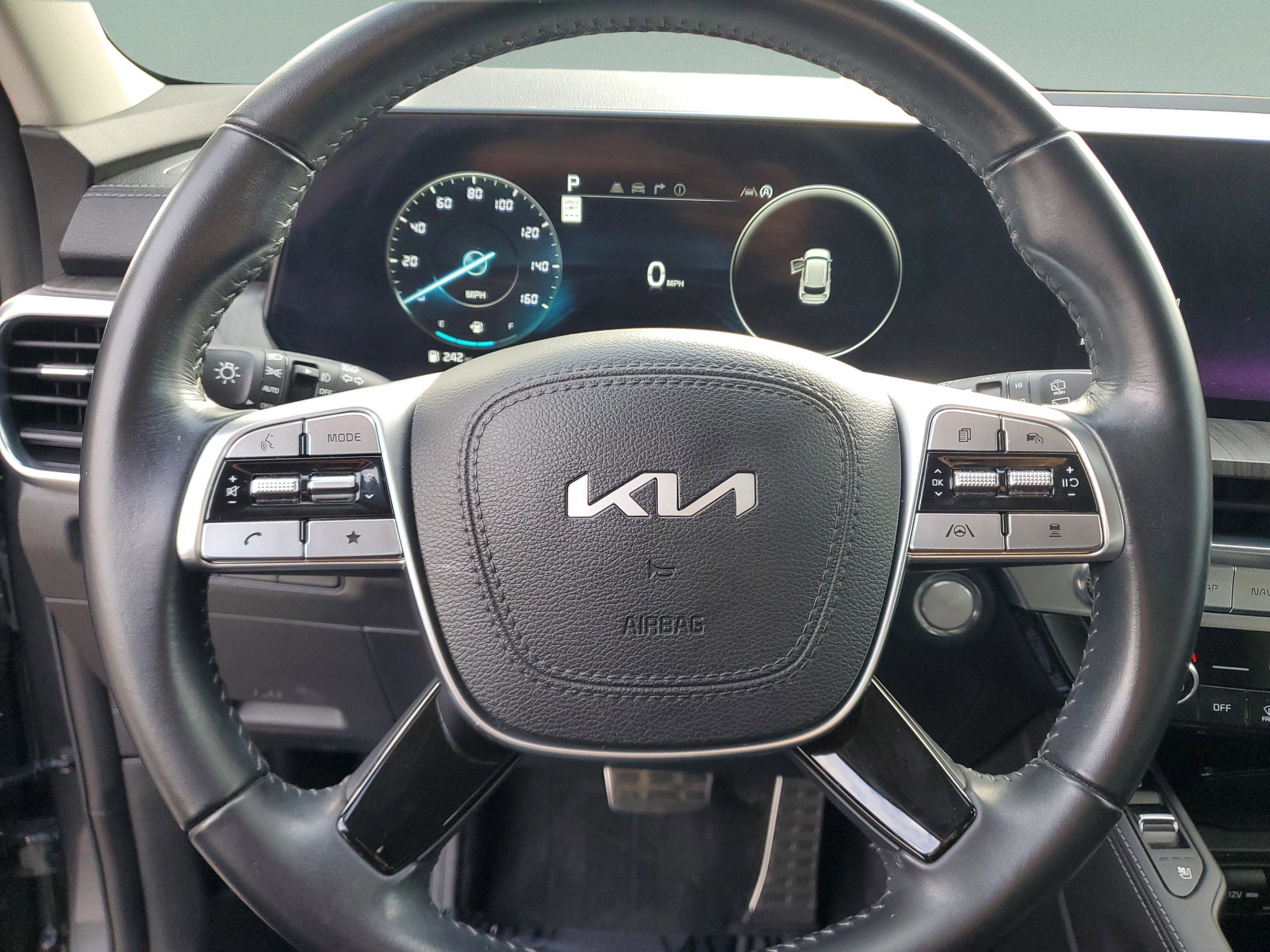 Certified 2023 Kia Telluride SX image 20