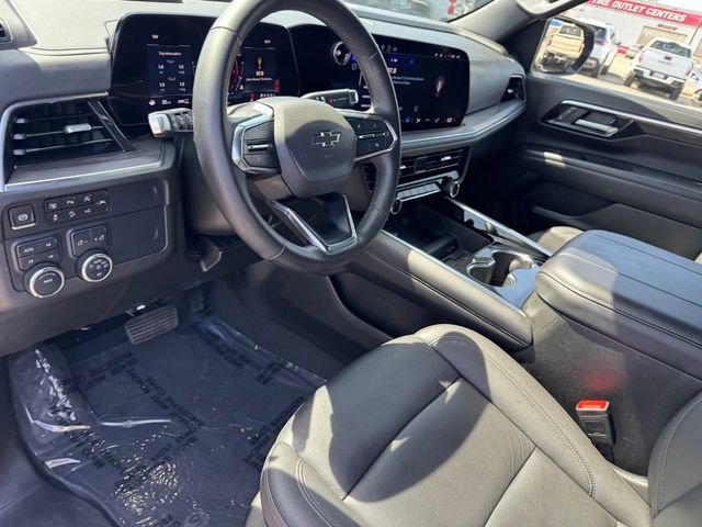 Certified 2025 Chevrolet Suburban Z71 AWD/4WD image 16