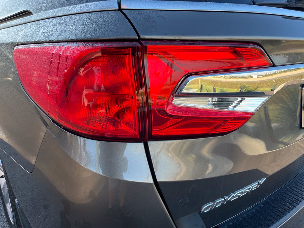 Used 2018 Honda Odyssey EX-L image 6