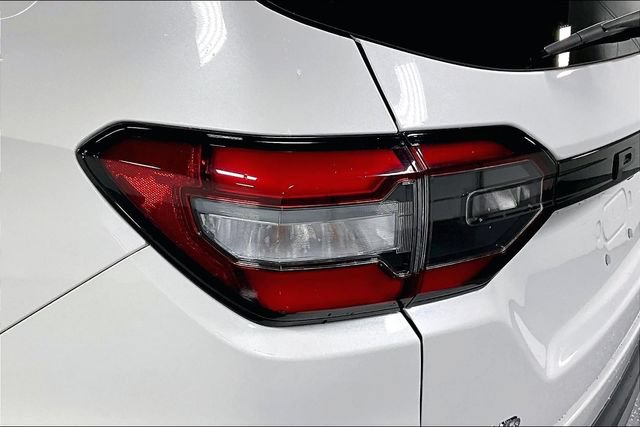 Used 2024 Honda Pilot Touring image 23