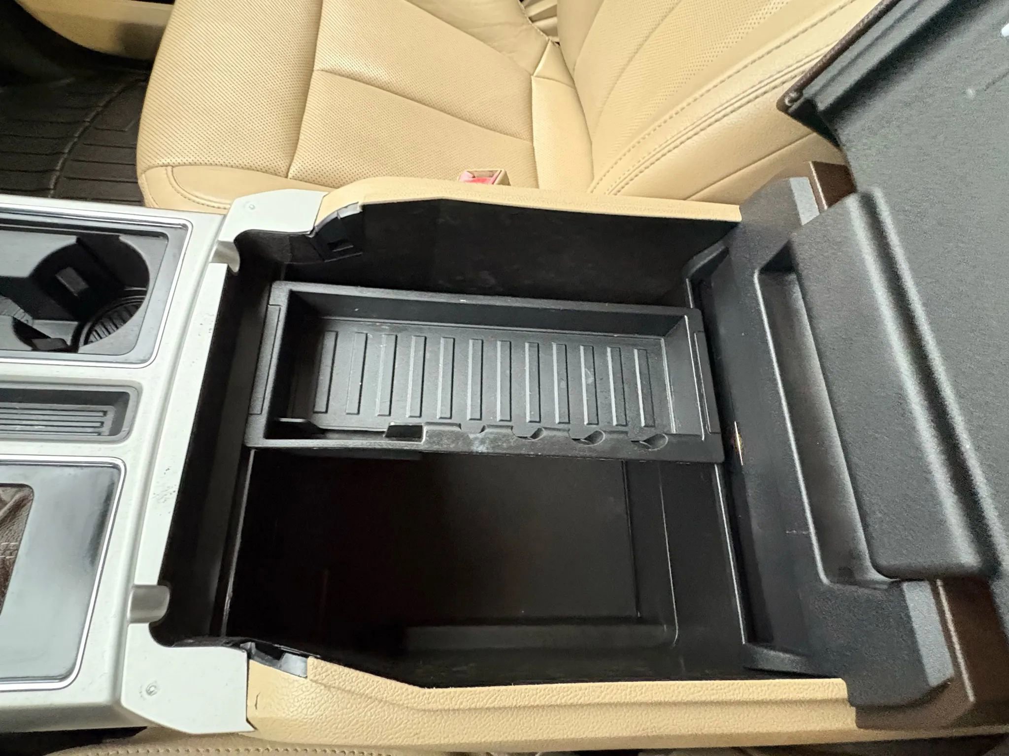 Used 2018 Ford F150 Lariat w/ Equipment Group 502A Luxury image 47