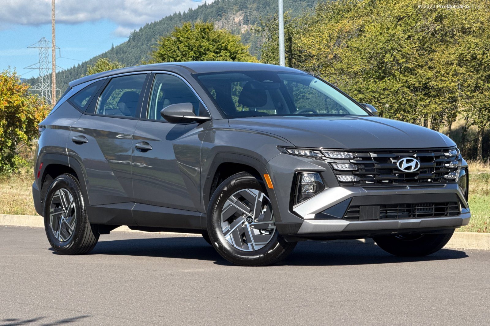 New 2026 Hyundai Tucson Blue SE FWD image 1