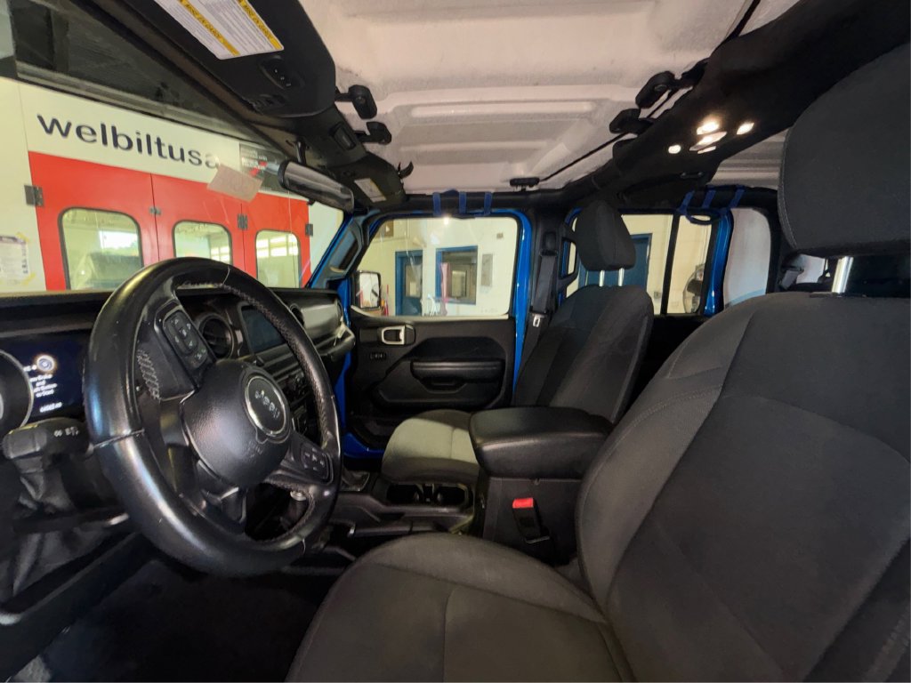 Used 2020 Jeep Gladiator Sport w/ Quick Order Package 24S AWD/4WD image 12