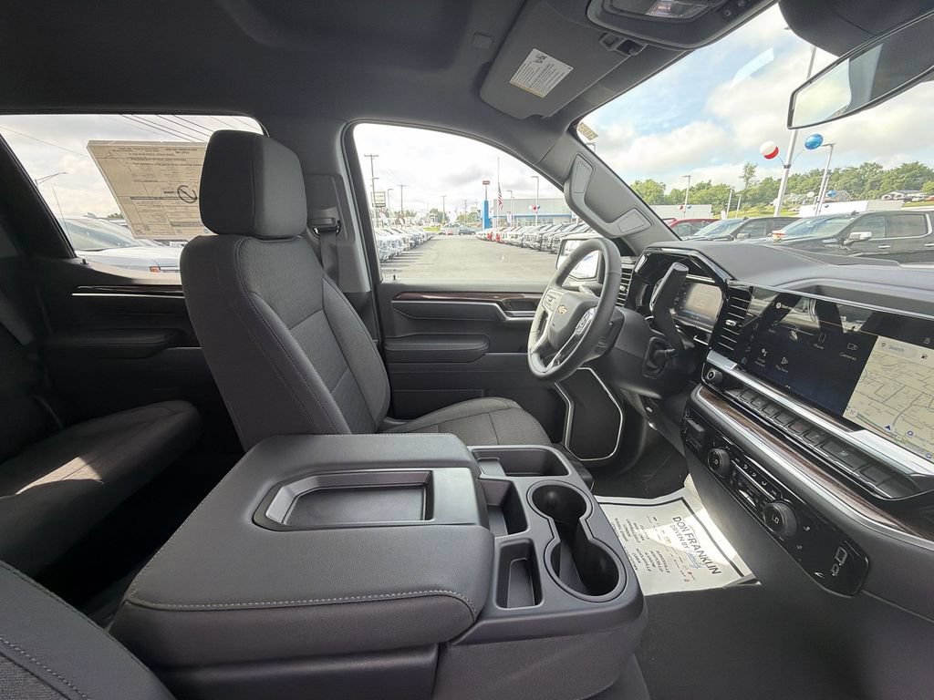 New 2026 Chevrolet Silverado 1500 LT AWD/4WD image 15