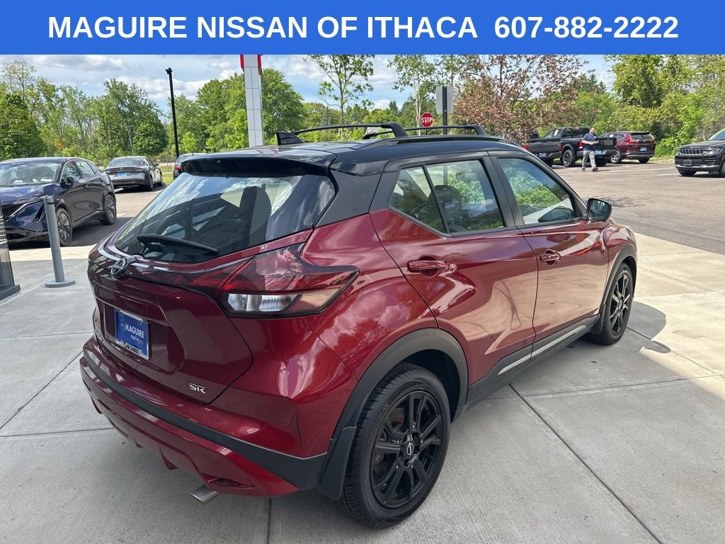 Used 2023 Nissan Kicks SR w/ SR Premium Package FWD image 5