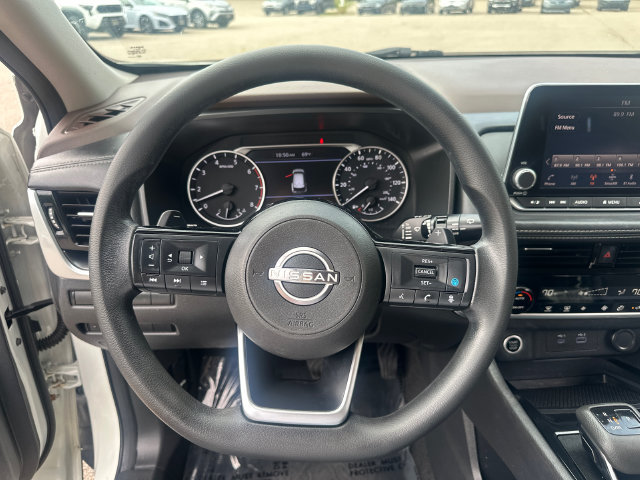 Used 2022 Nissan Rogue SV AWD/4WD image 35