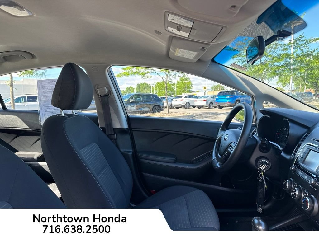 Used 2017 Kia Forte LX w/ LX Popular Package FWD image 16