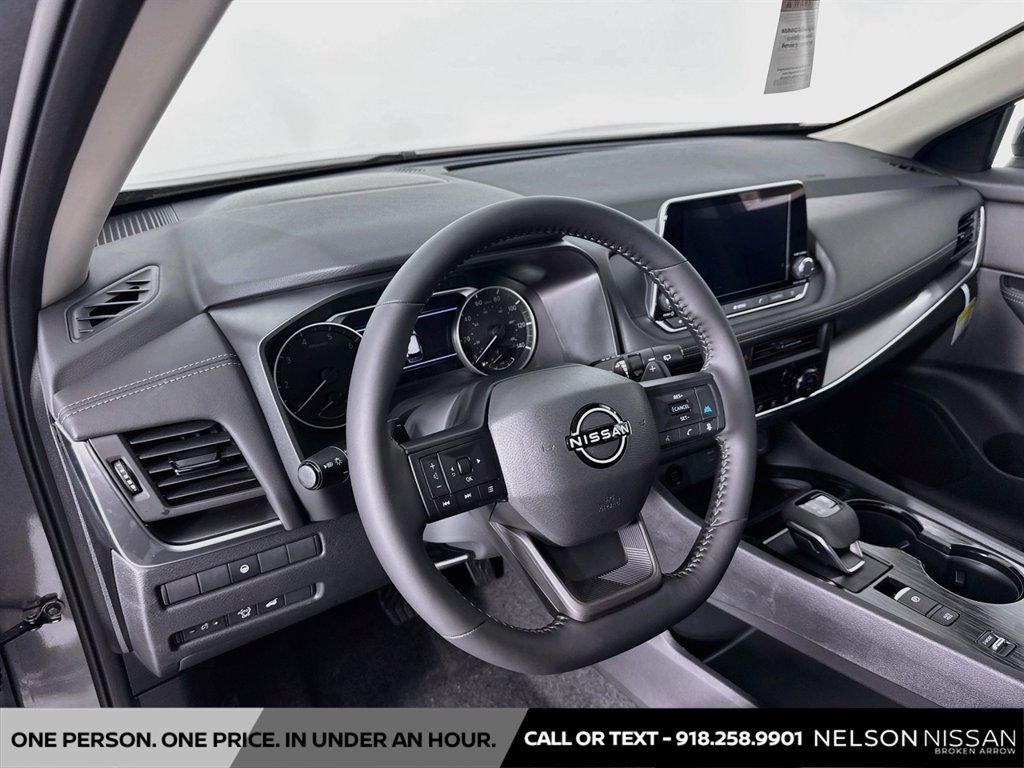 New 2026 Nissan Rogue Dark Armor FWD image 9