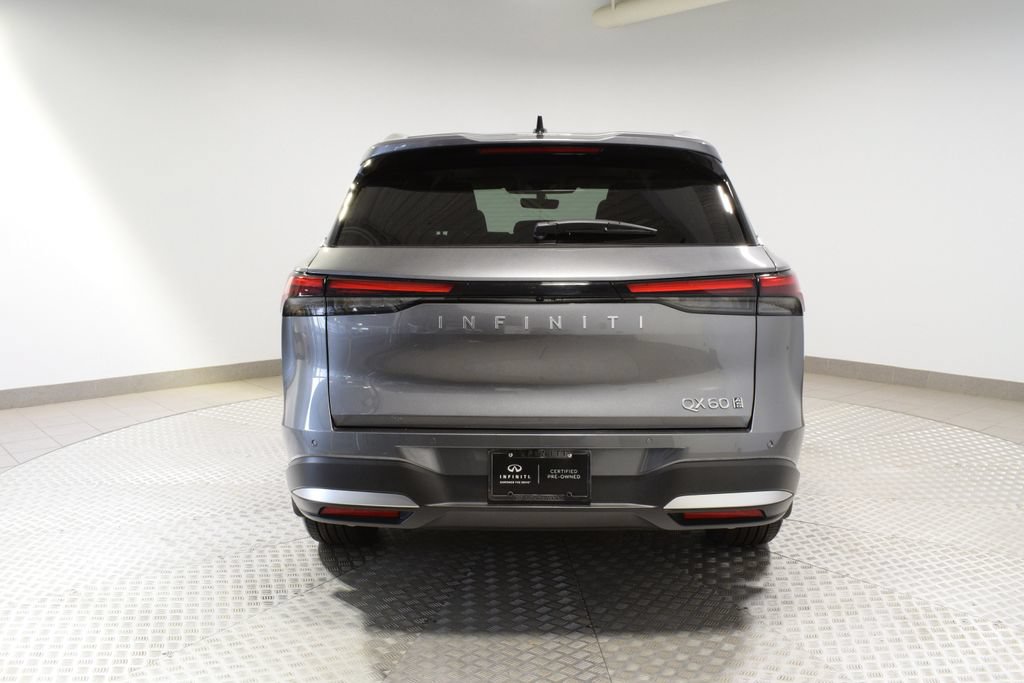 Certified 2026 INFINITI QX60 Luxe w/ Family Package AWD/4WD image 13