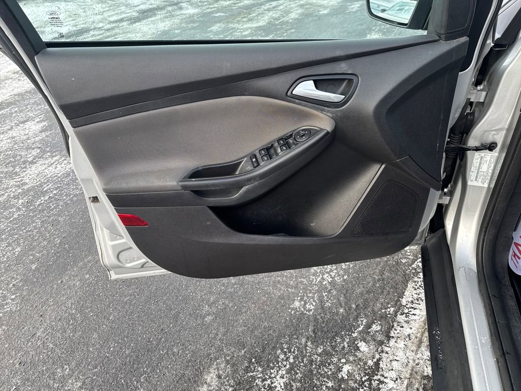 Used 2014 Ford Focus SE image 11