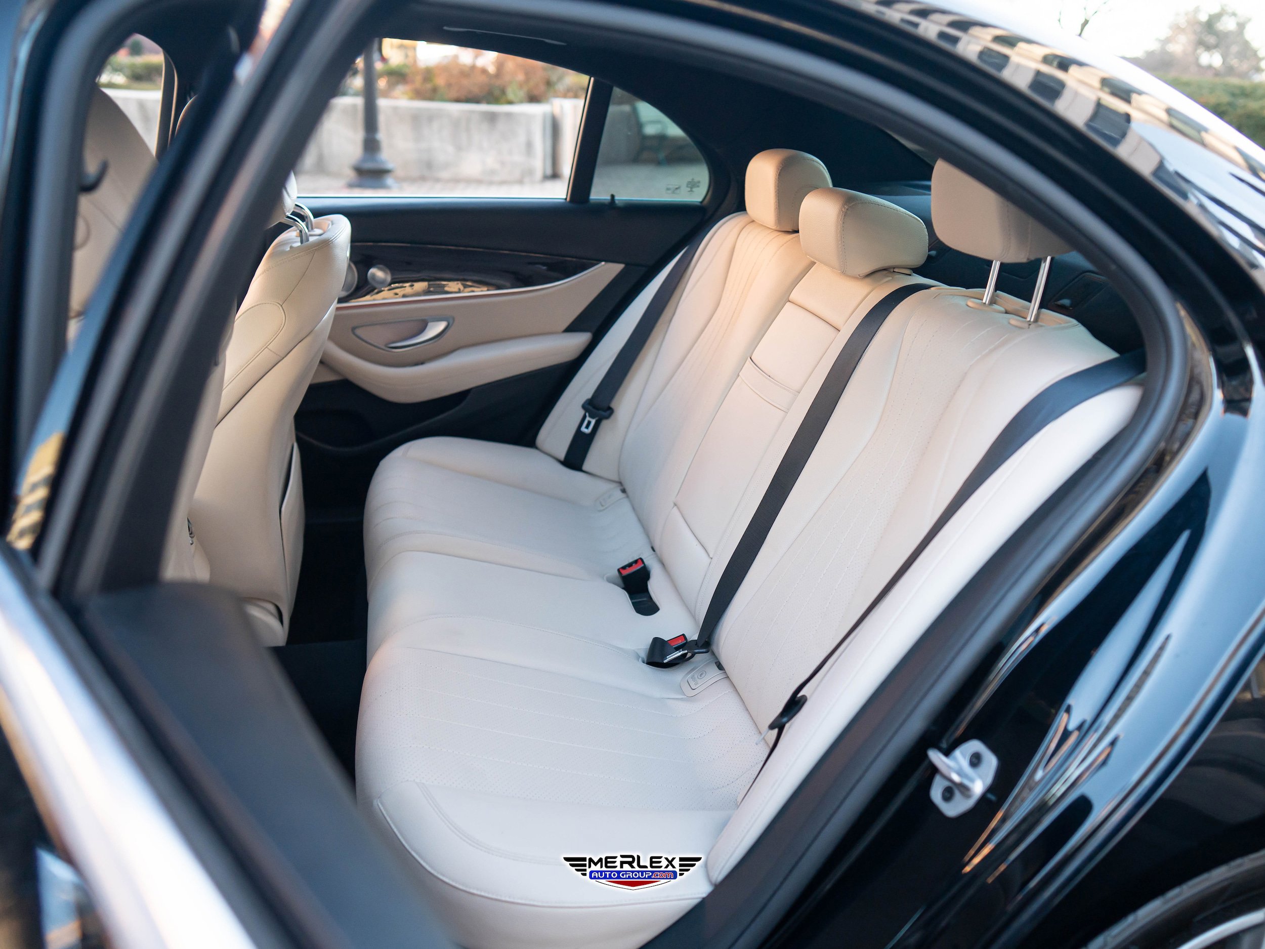 Used 2019 Mercedes-Benz E 300 w/ Premium 1 Package image 20