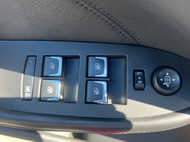 Used 2019 Cadillac CTS V w/ Luxury Package RWD image 18