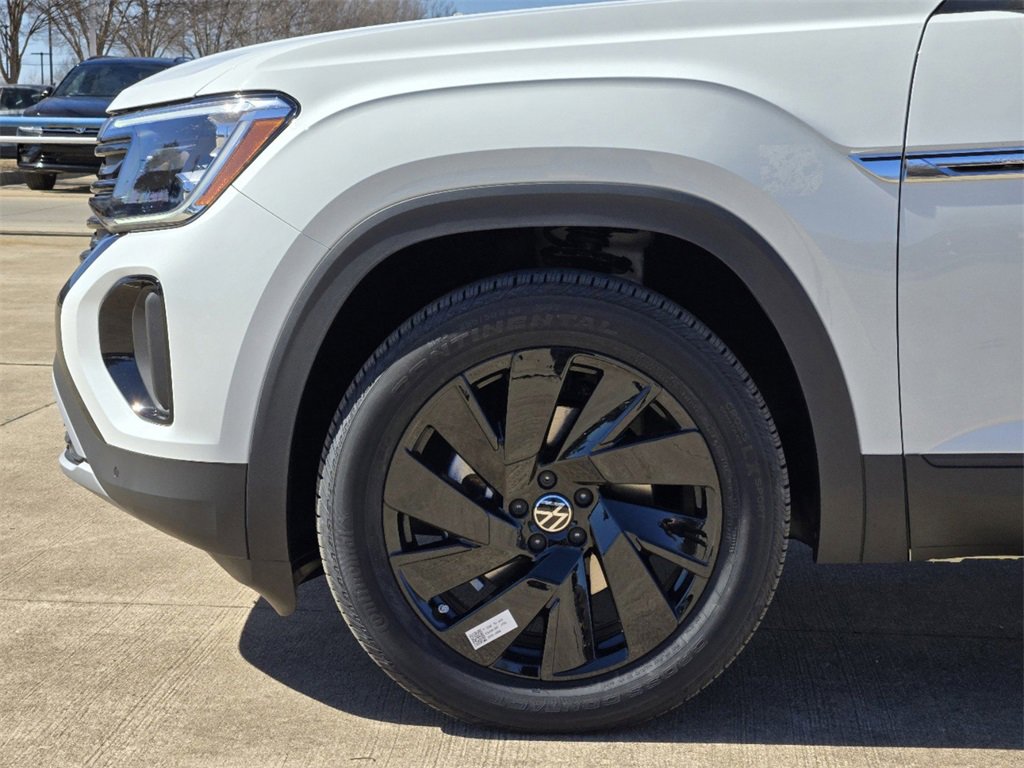 New 2025 Volkswagen Atlas Cross Sport SE image 5