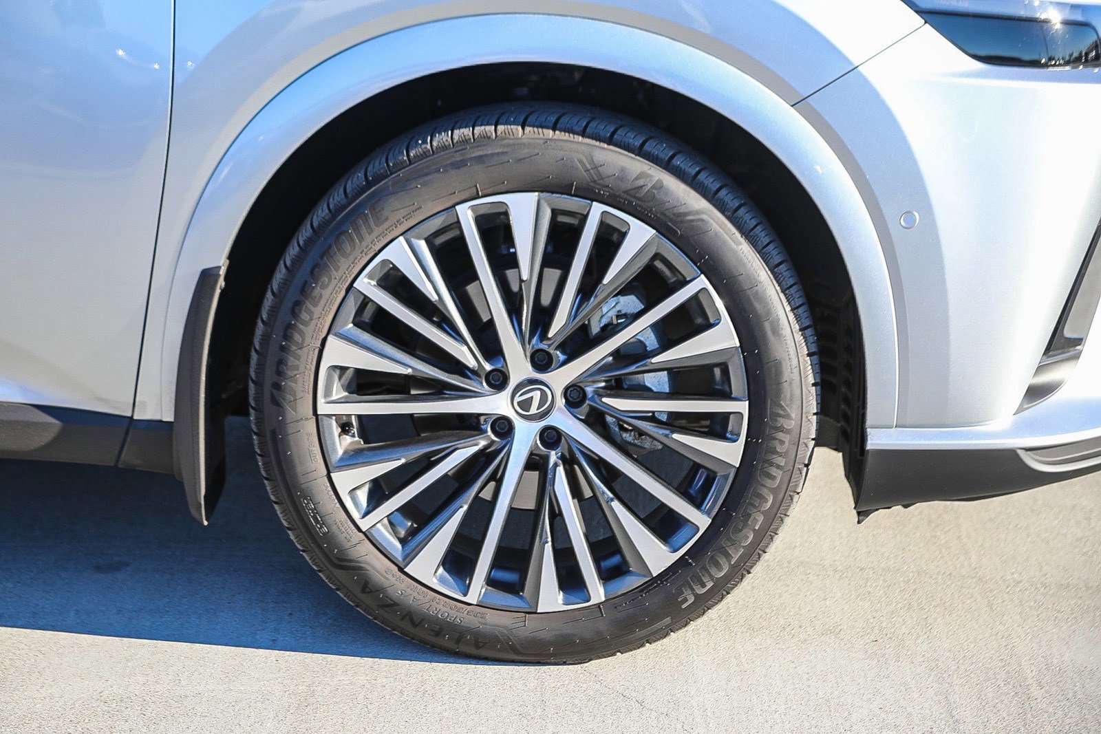 Used 2025 Lexus RX 350 image 10