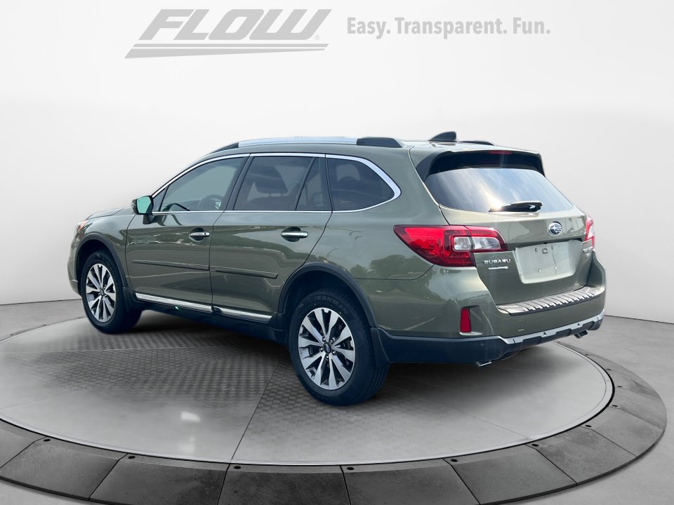 Used 2017 Subaru Outback 3.6R Touring w/ Popular Package #5A AWD/4WD image 6