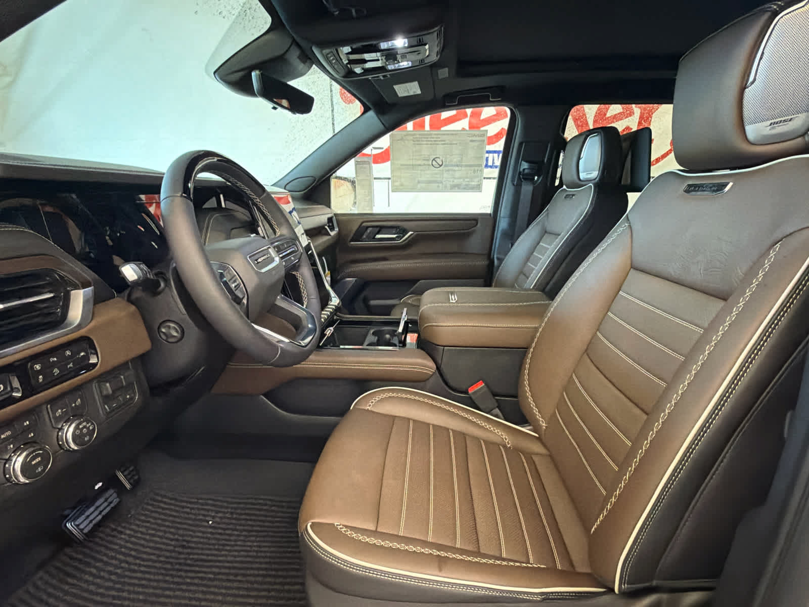 New 2026 GMC Yukon Denali Ultimate AWD/4WD image 15