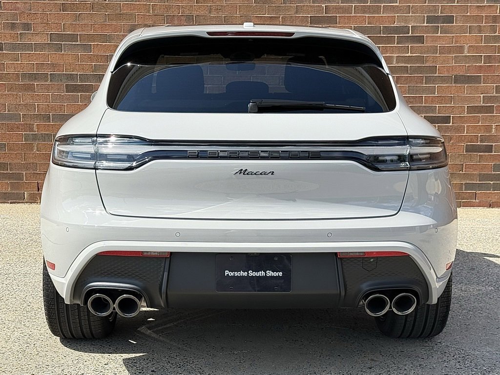 New 2026 Porsche Macan image 6