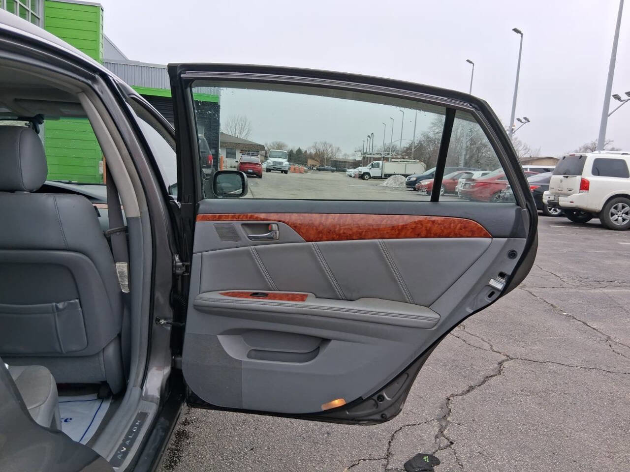 Used 2007 Toyota Avalon Limited image 8