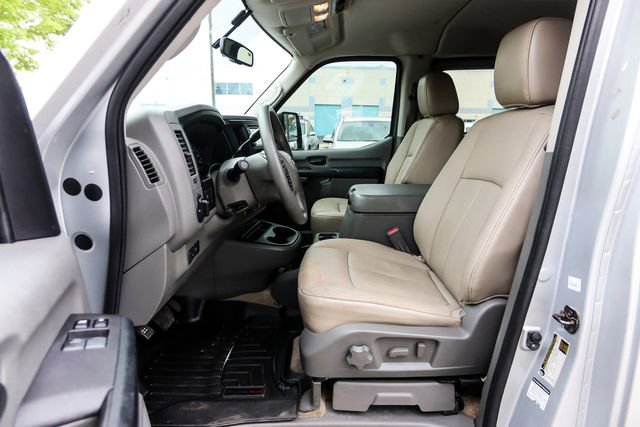 Used 2016 Nissan NV 3500 SL image 20