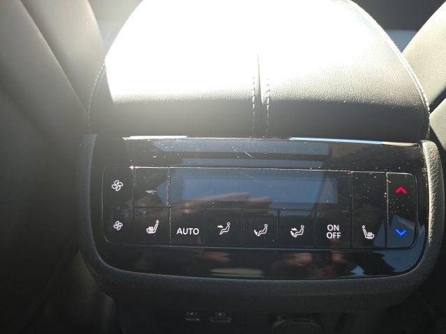 Used 2023 INFINITI QX60 Luxe image 41
