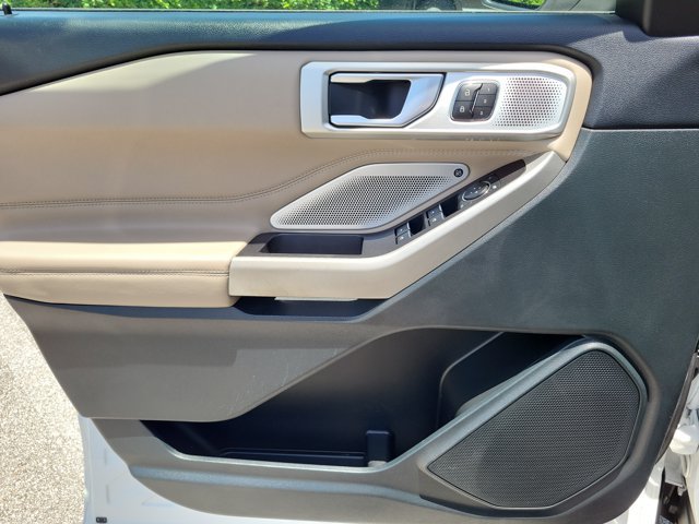 Certified 2023 Ford Explorer Limited w/ Limited Technology Package RWD image 22