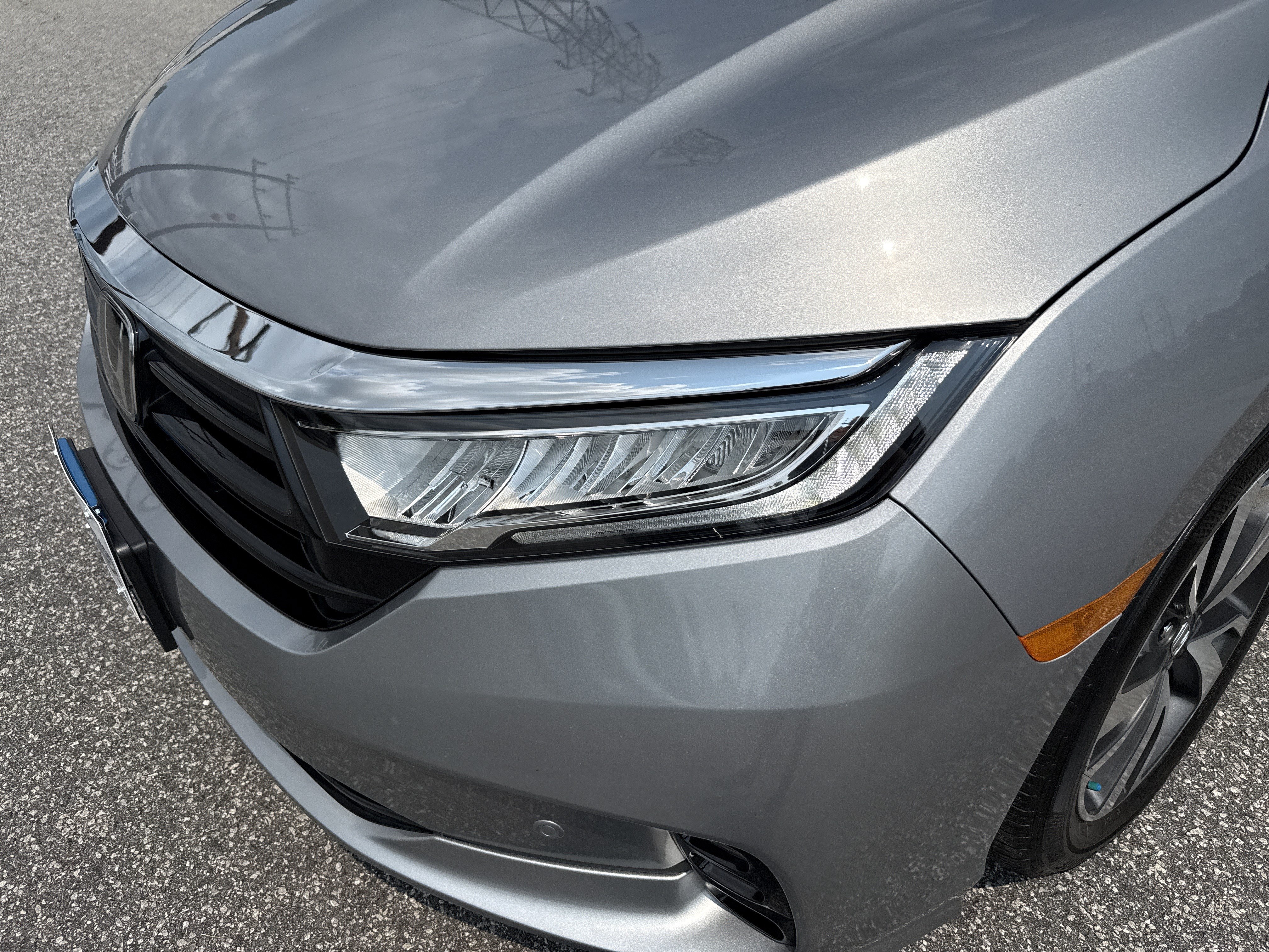 Certified 2024 Honda Odyssey Touring image 6