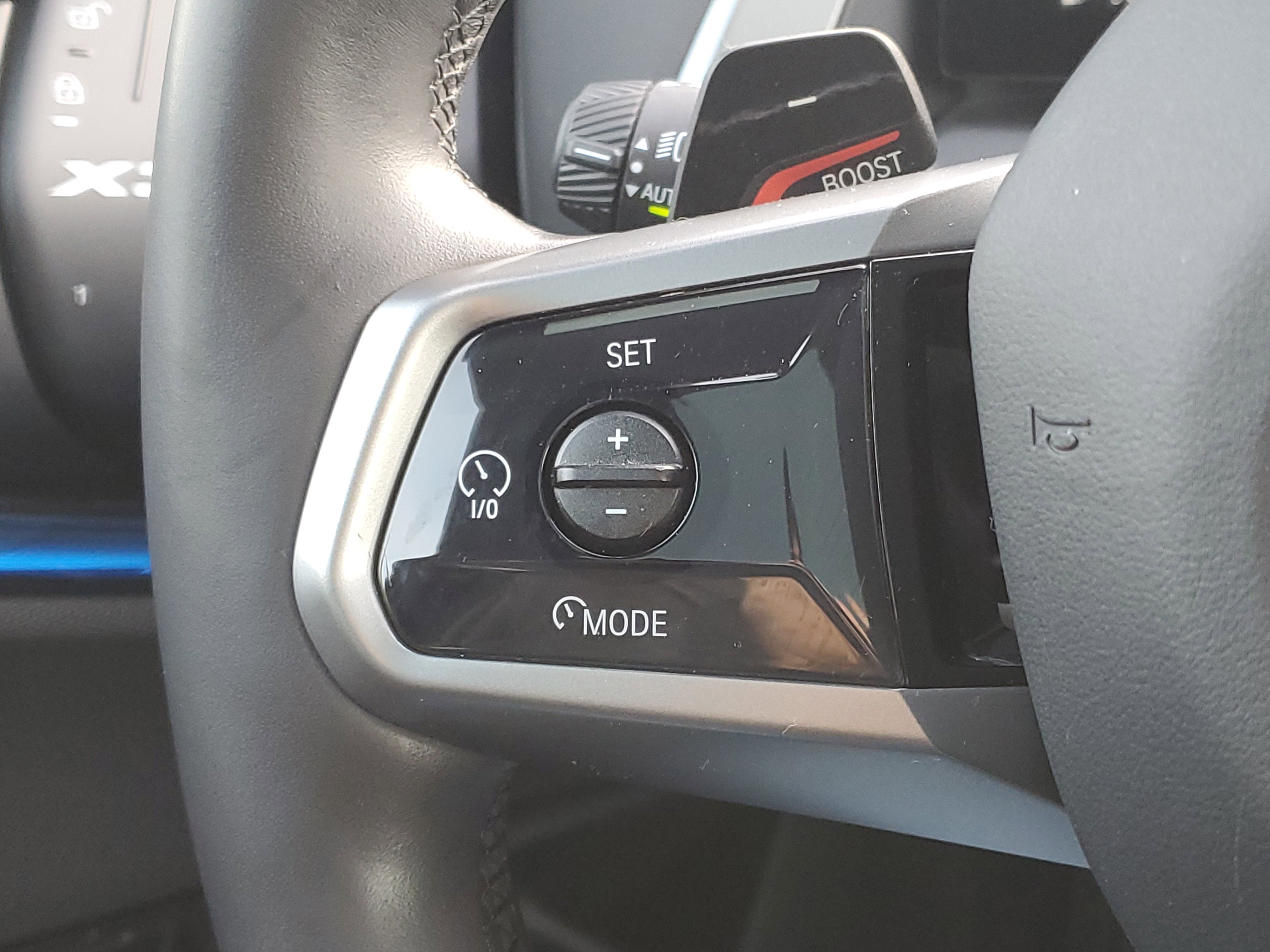 Used 2025 BMW X3 xDrive30i w/ Premium Package image 12