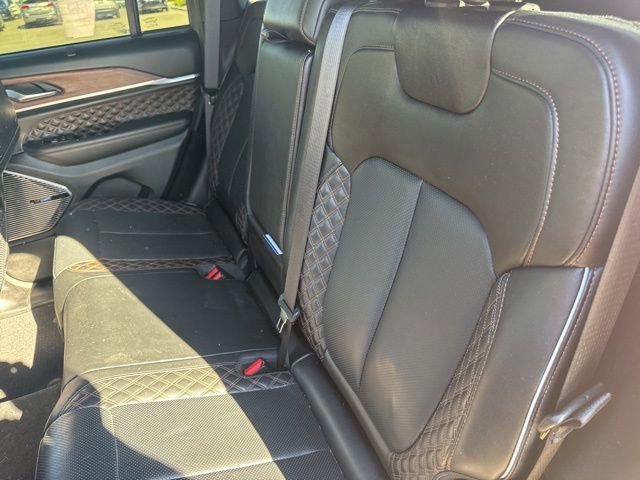 Used 2022 Jeep Grand Cherokee Summit w/ Advanced Protech Group IV image 12