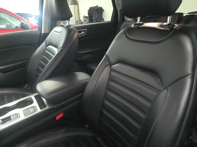 Certified 2024 Ford Edge SEL w/ Convenience Package AWD/4WD image 16