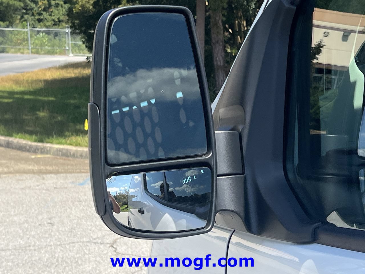 Used 2025 Ford Transit 250 Low Roof w/ Exterior Upgrade Package RWD image 25