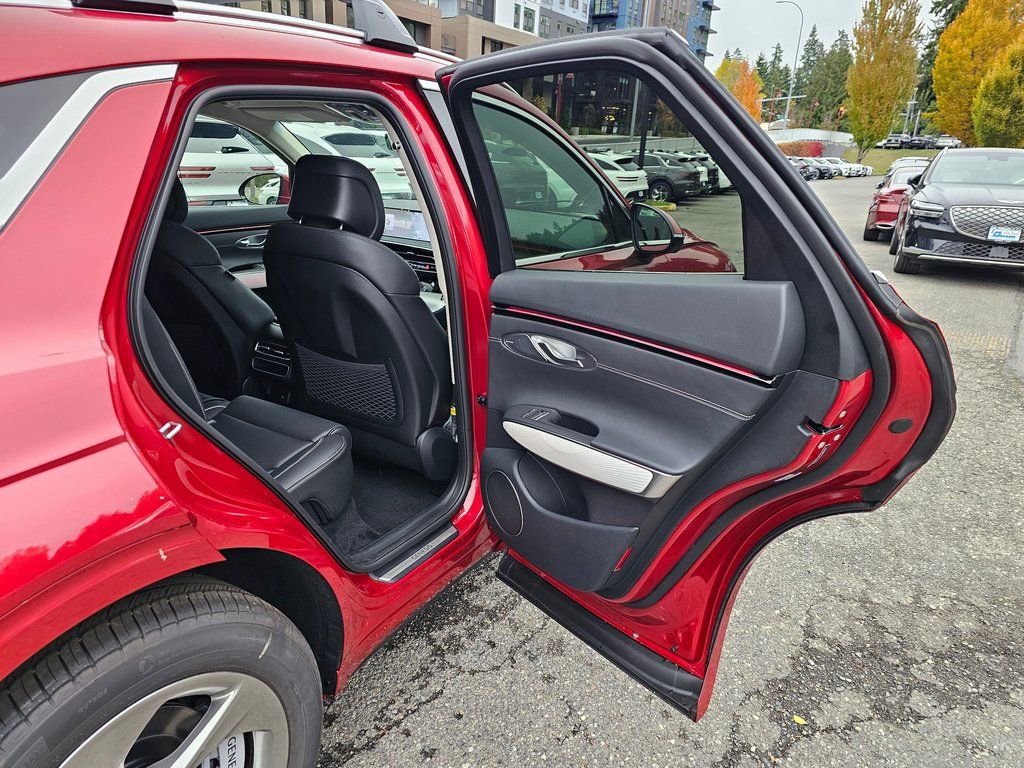 New 2026 Genesis GV70 2.5T Advanced image 26