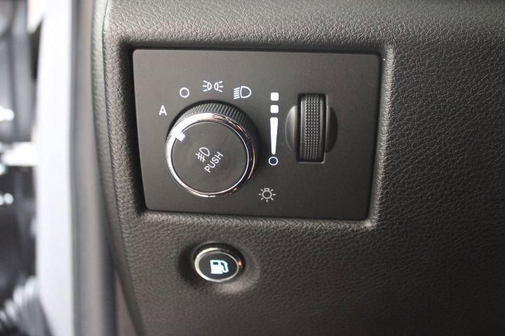 Used 2019 Jeep Grand Cherokee Limited AWD/4WD image 38
