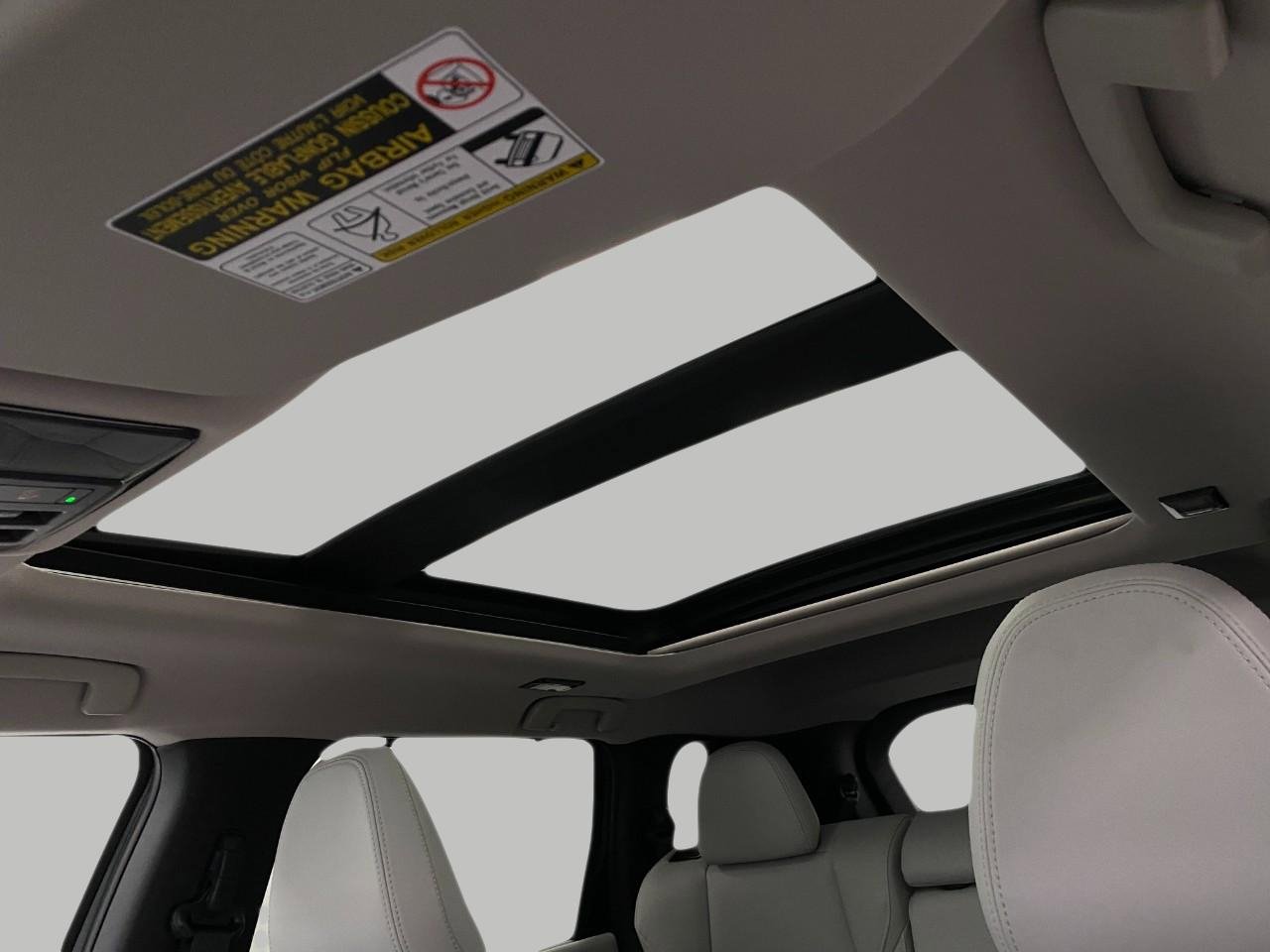 New 2025 Mitsubishi Outlander SEL image 32