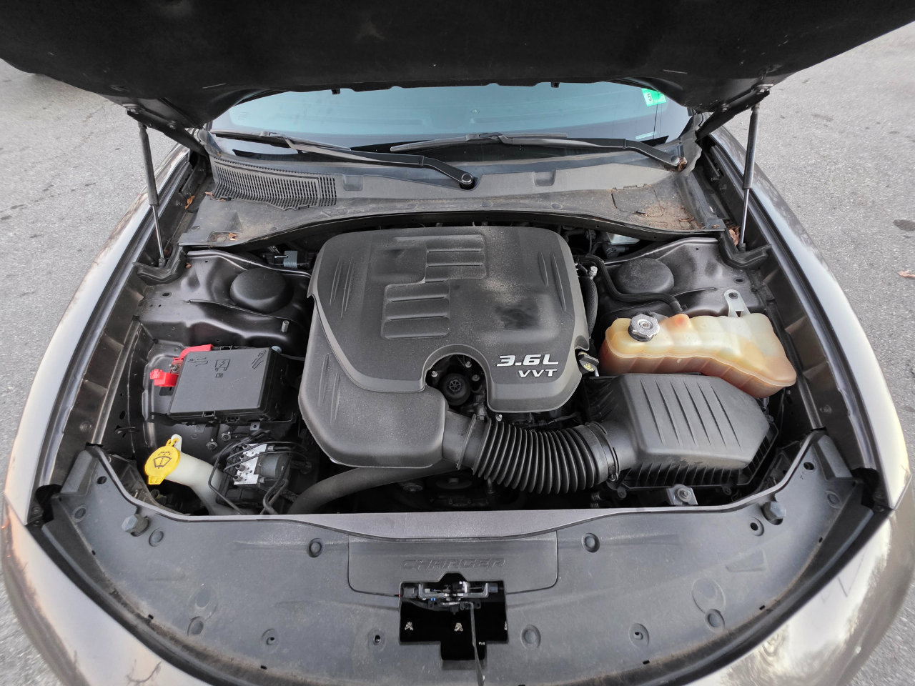 Used 2020 Dodge Charger SXT image 23