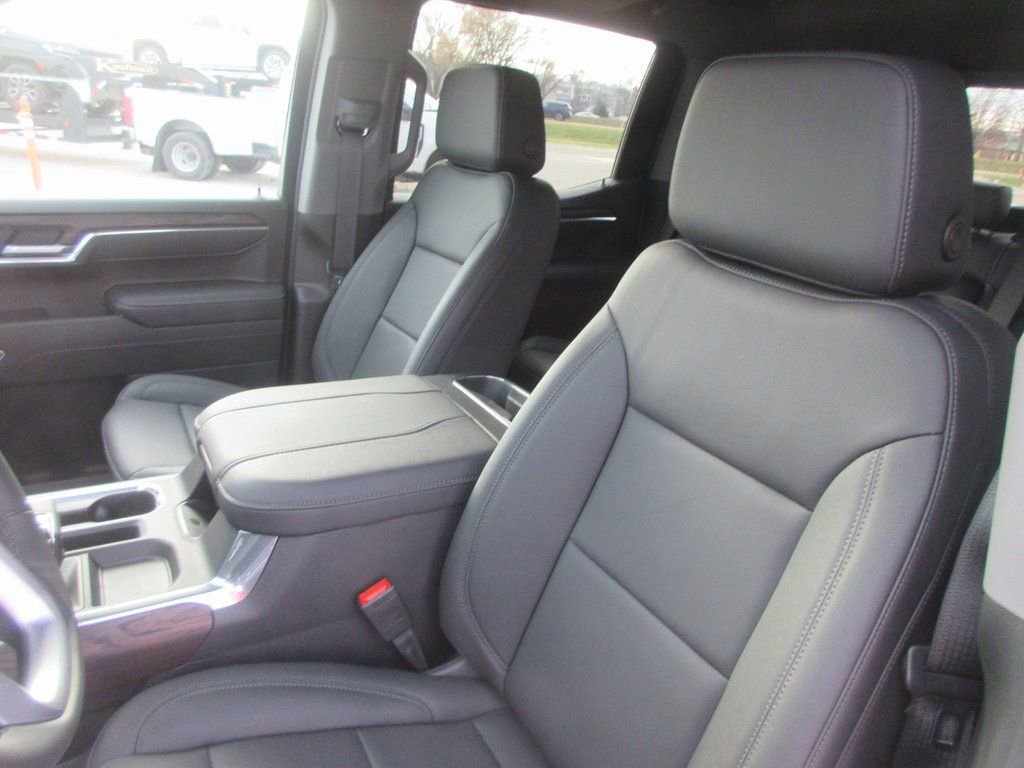 New 2026 GMC Sierra 1500 SLT w/ SLT Premium Plus Package image 14