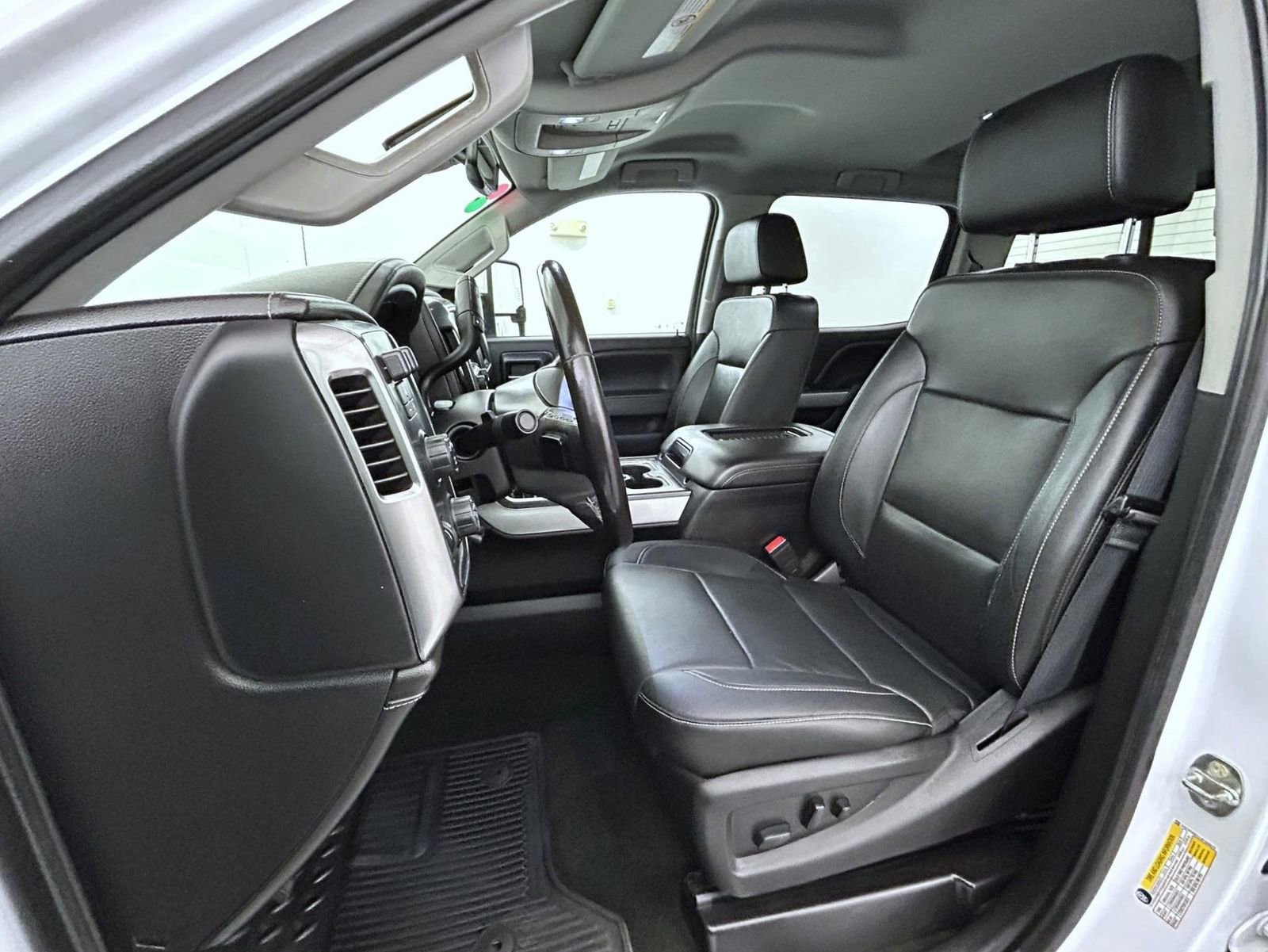 Used 2018 Chevrolet Silverado 2500 LTZ w/ Duramax Plus Package image 10