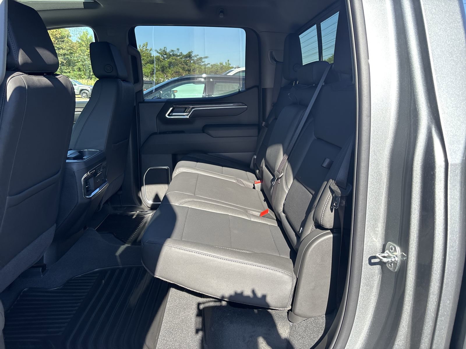 New 2026 Chevrolet Silverado 1500 LTZ w/ LTZ Premium Package image 25