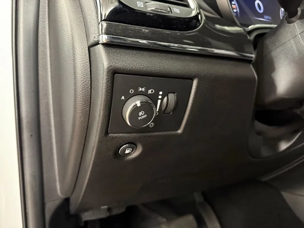 Used 2021 Jeep Grand Cherokee Trailhawk AWD/4WD image 19