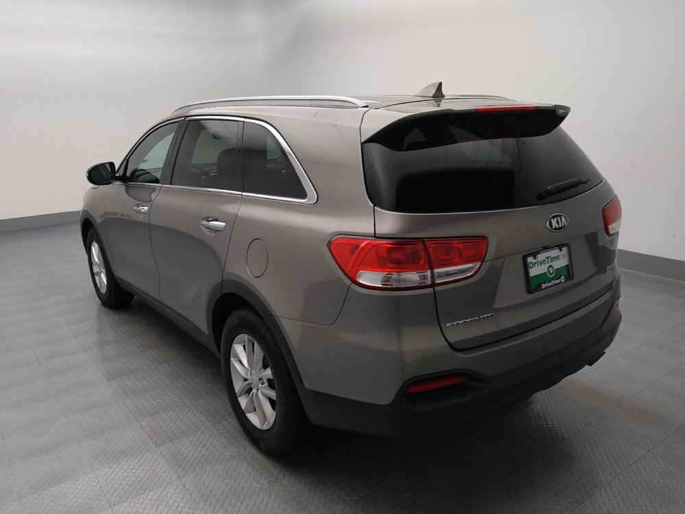 Used 2017 Kia Sorento FWD w/ LX Convenience Package image 5