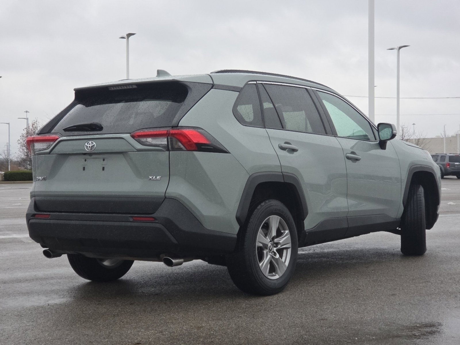 Used 2023 Toyota RAV4 XLE image 18