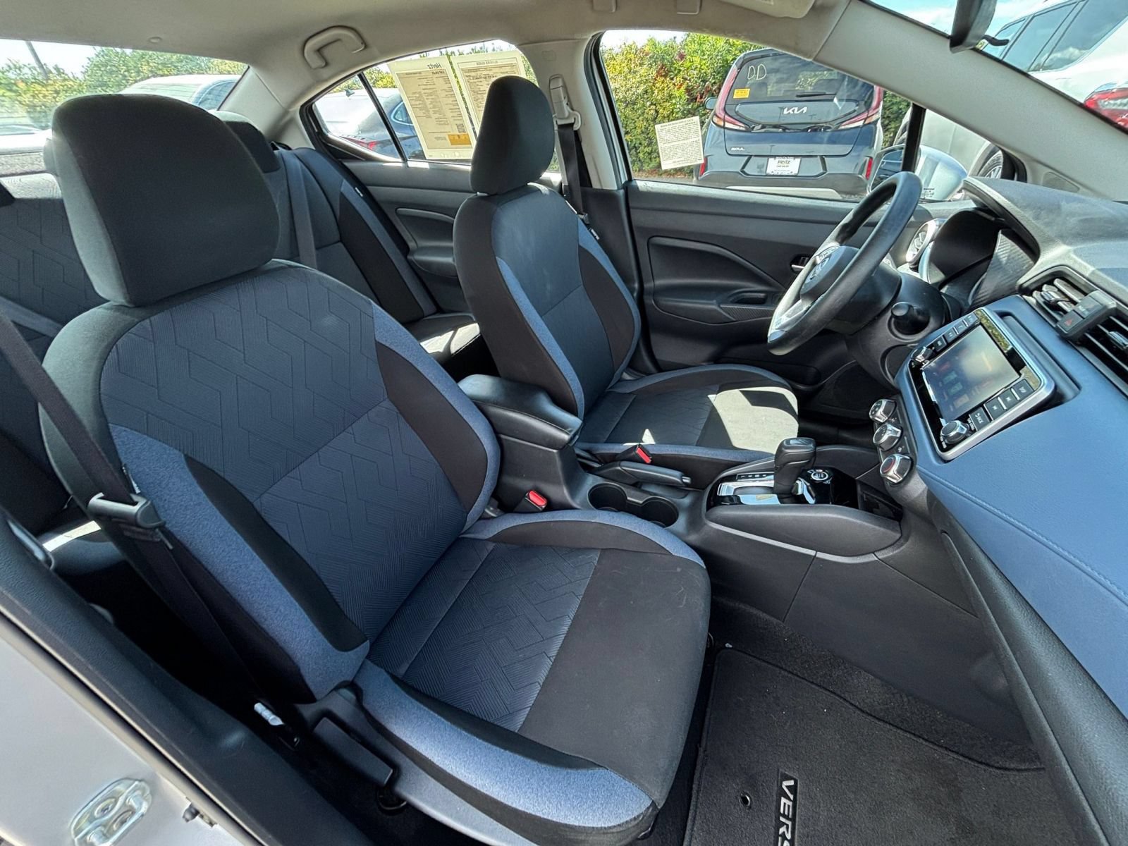 Used 2025 Nissan Versa SV FWD image 35