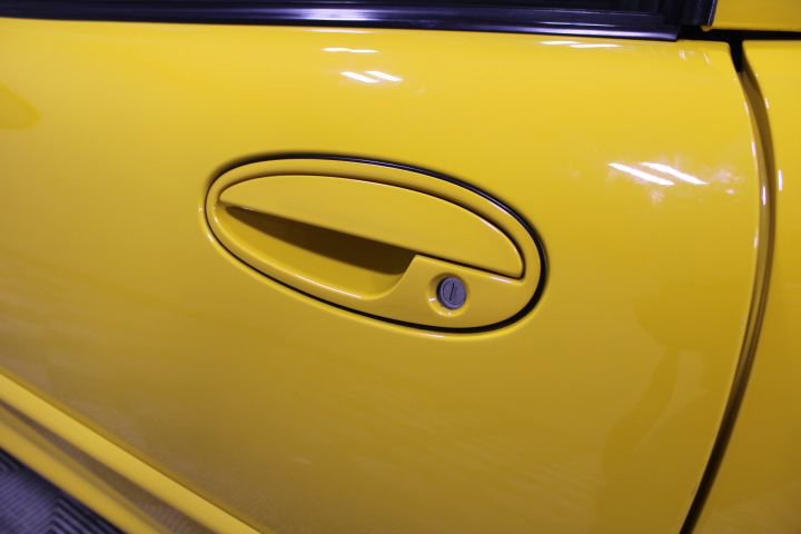 Used 2002 Chevrolet Corvette Z06 w/ Memory Pkg RWD image 12
