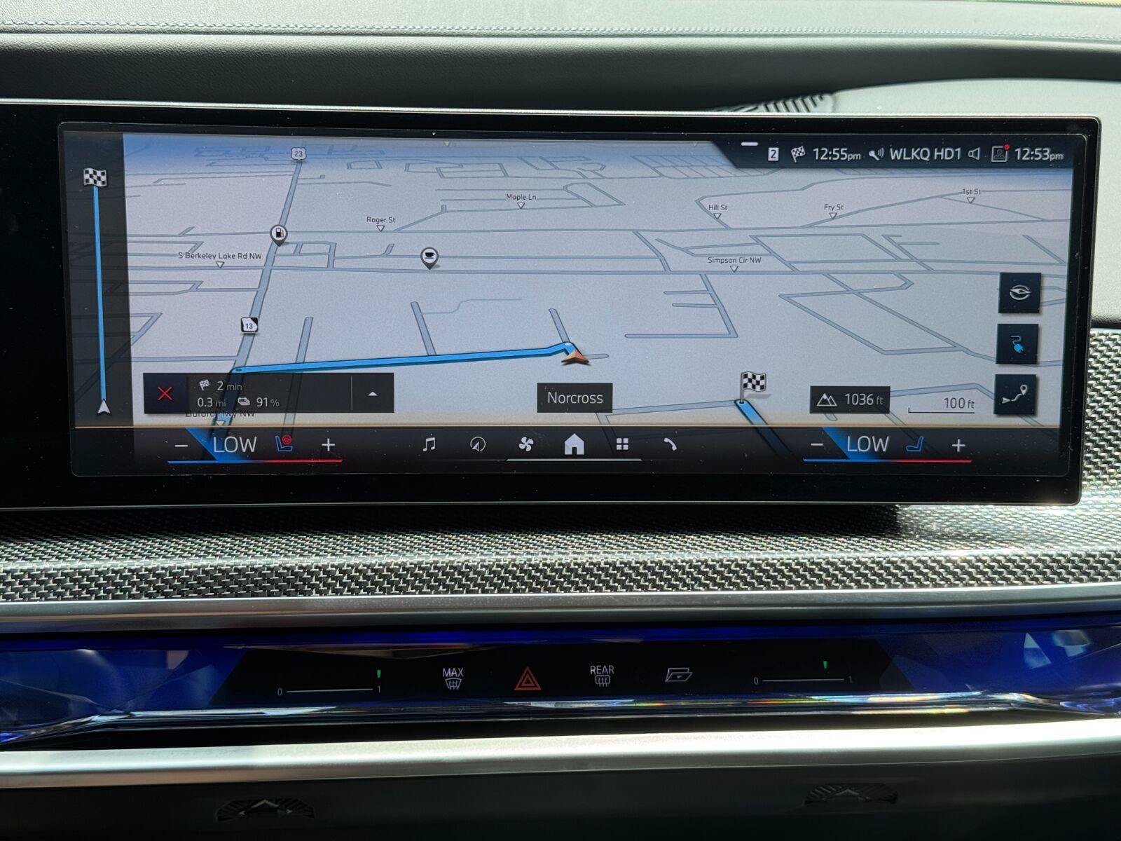 Used 2024 BMW i7 eDrive50 w/ M Sport Package RWD image 27