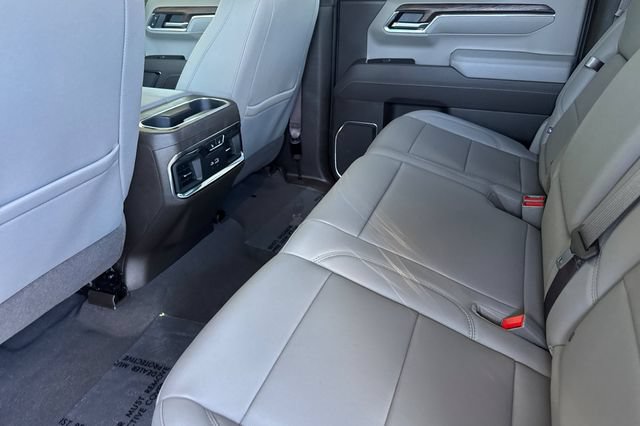 Used 2025 GMC Sierra 1500 SLT w/ SLT Premium Plus Package AWD/4WD image 14