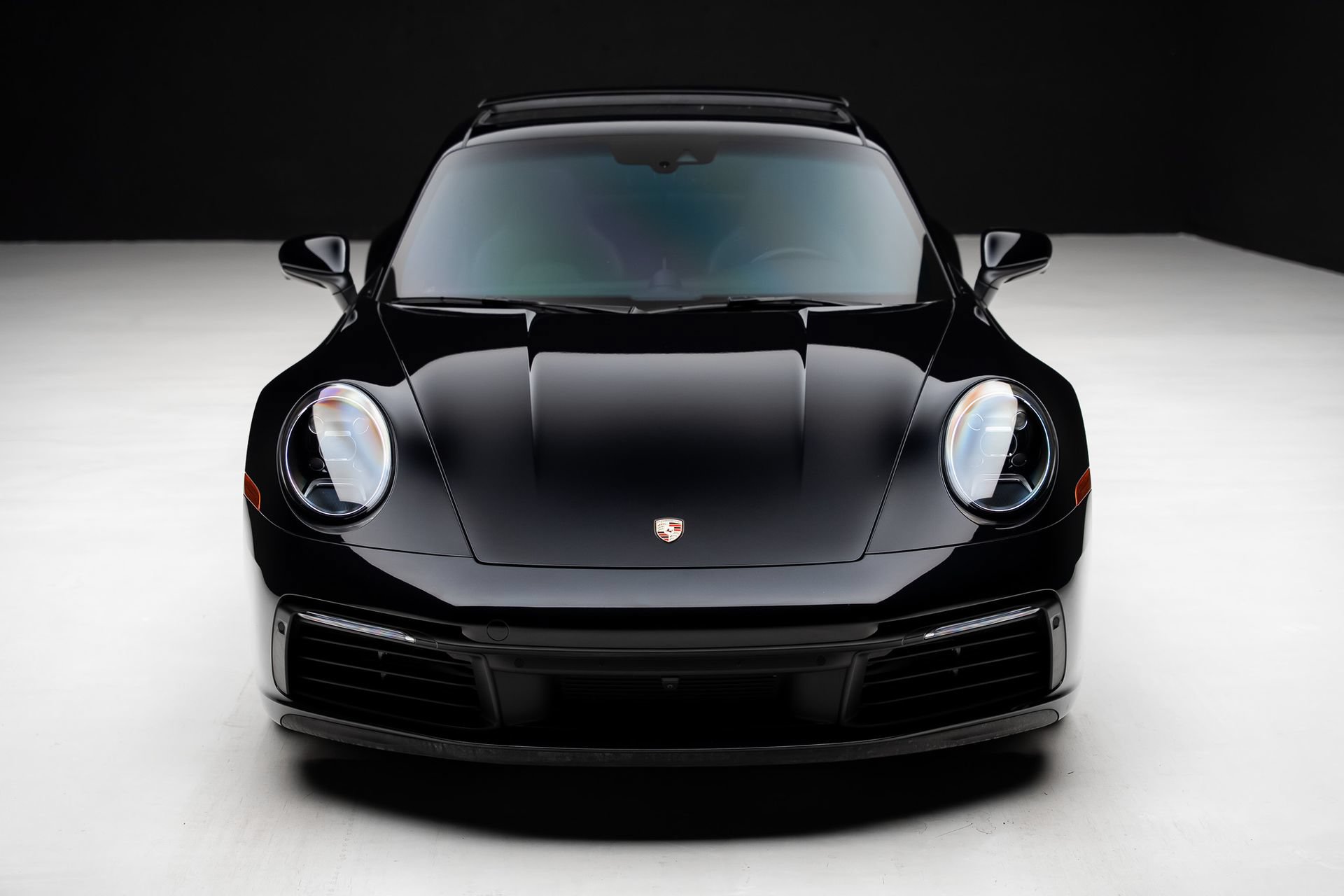 Used 2024 Porsche 911 Carrera 4 AWD/4WD image 6