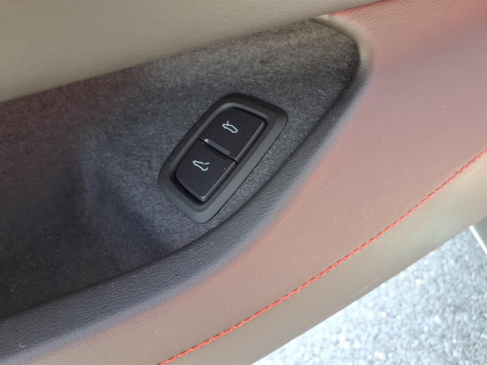 Certified 2024 Chevrolet Corvette Stingray Preferred Cpe w/ Stealth Interior Trim Package RWD image 27