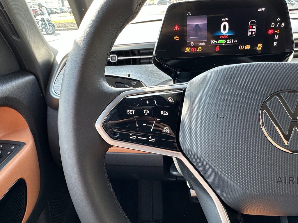 New 2025 Volkswagen ID. Buzz Pro S image 21