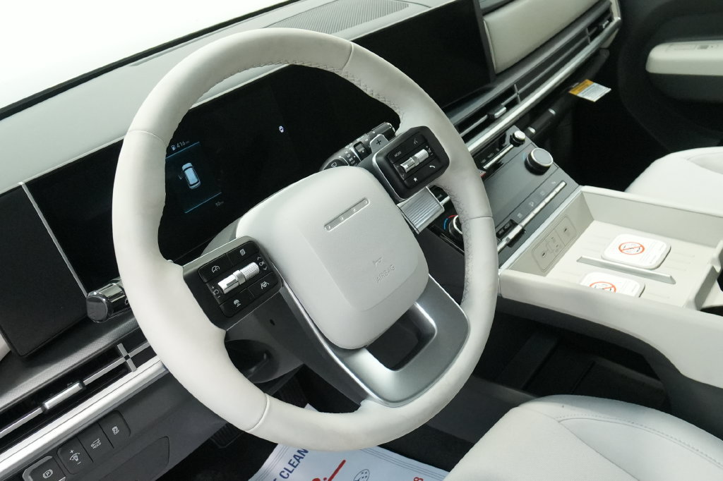 New 2026 Hyundai Santa Fe SE AWD/4WD image 17