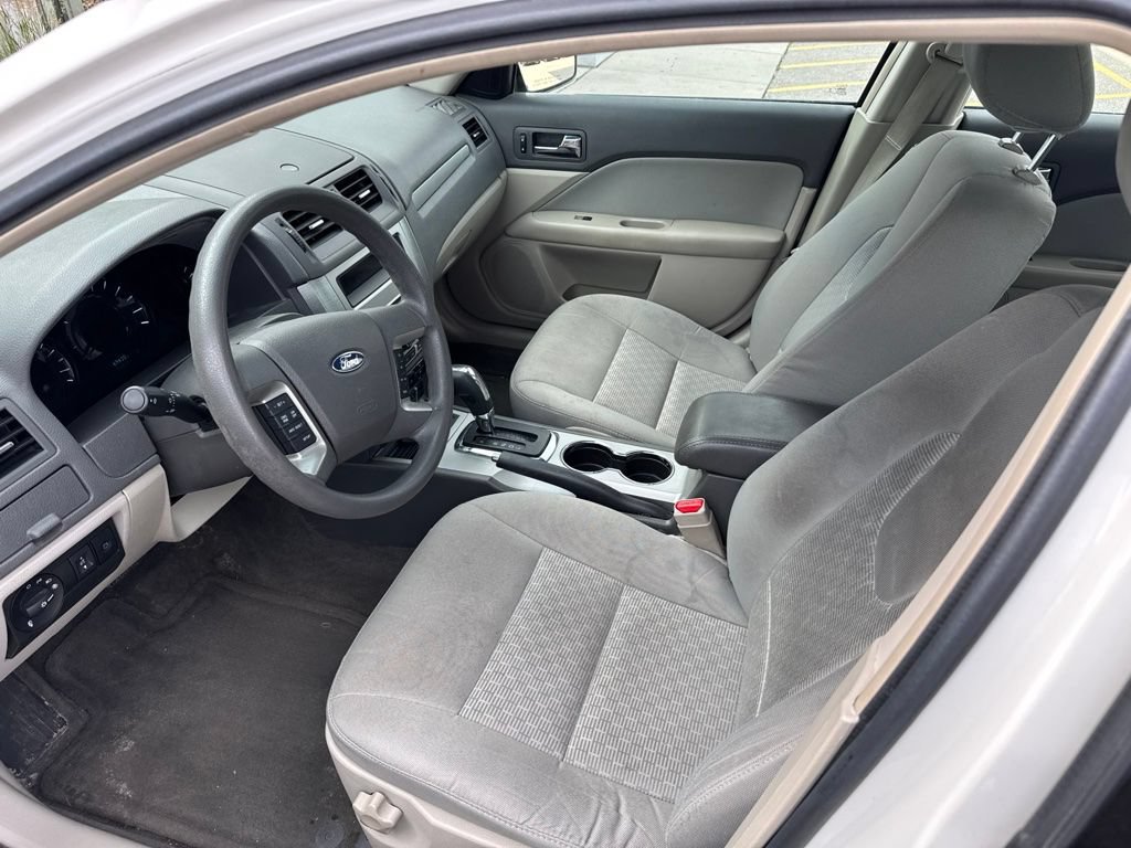 Used 2012 Ford Fusion SE FWD image 9