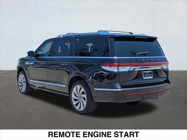 Certified 2023 Lincoln Navigator L Reserve AWD/4WD image 3